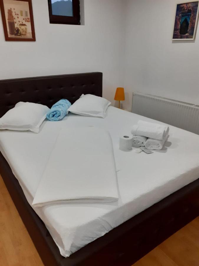 Apartament Relax Lejlighed Călimăneşti Eksteriør billede